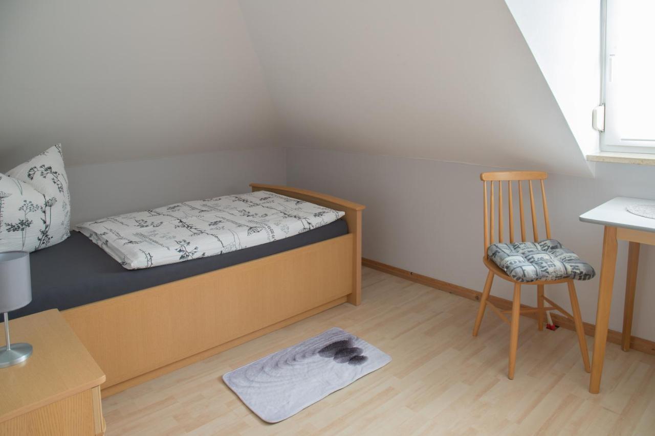 Ferienwohnungen Wittmann, Wohnung 2 Og., Fuer Bis Zu 3 Personen Bad Staffelstein Ngoại thất bức ảnh